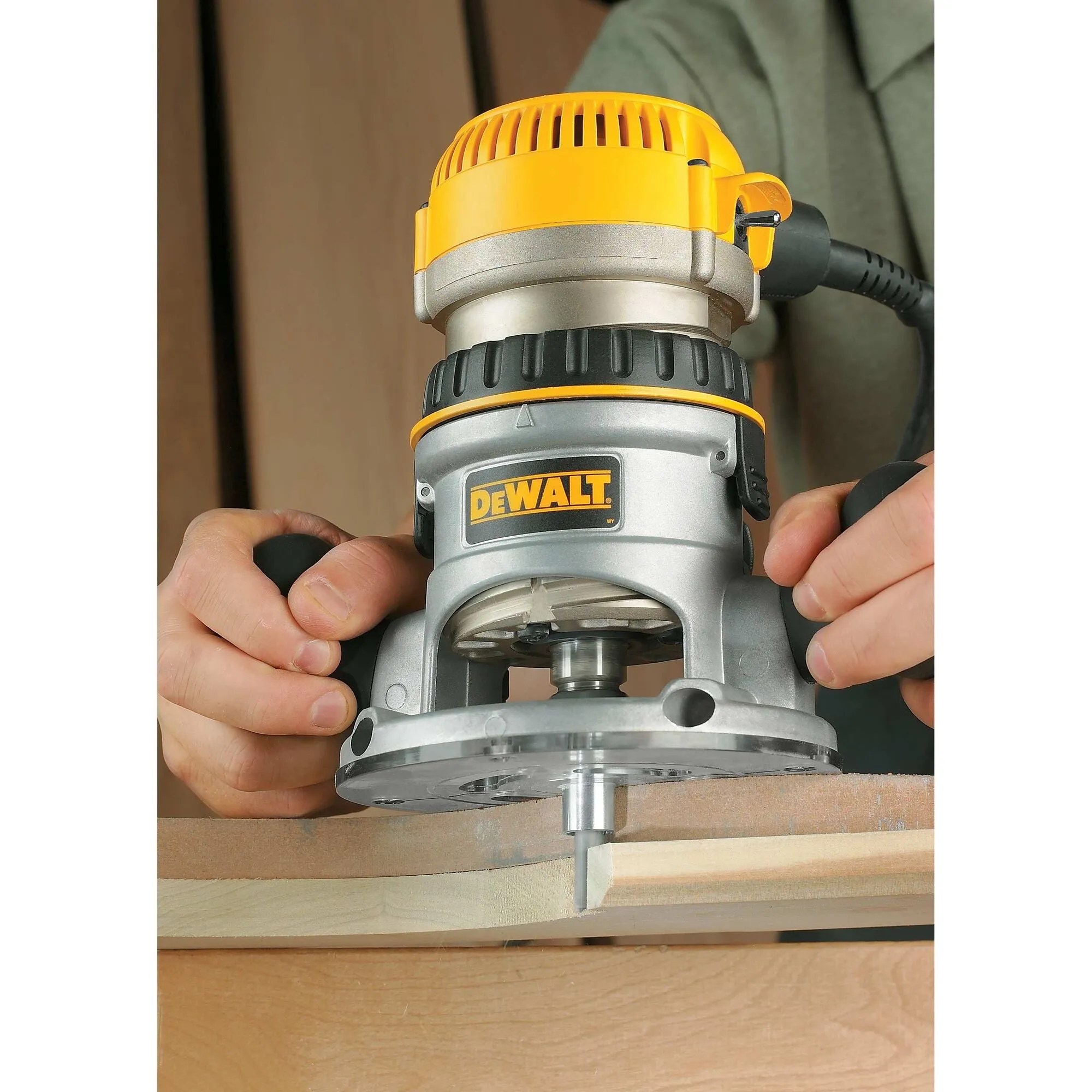 1-3/4 HP Fixed Base Router