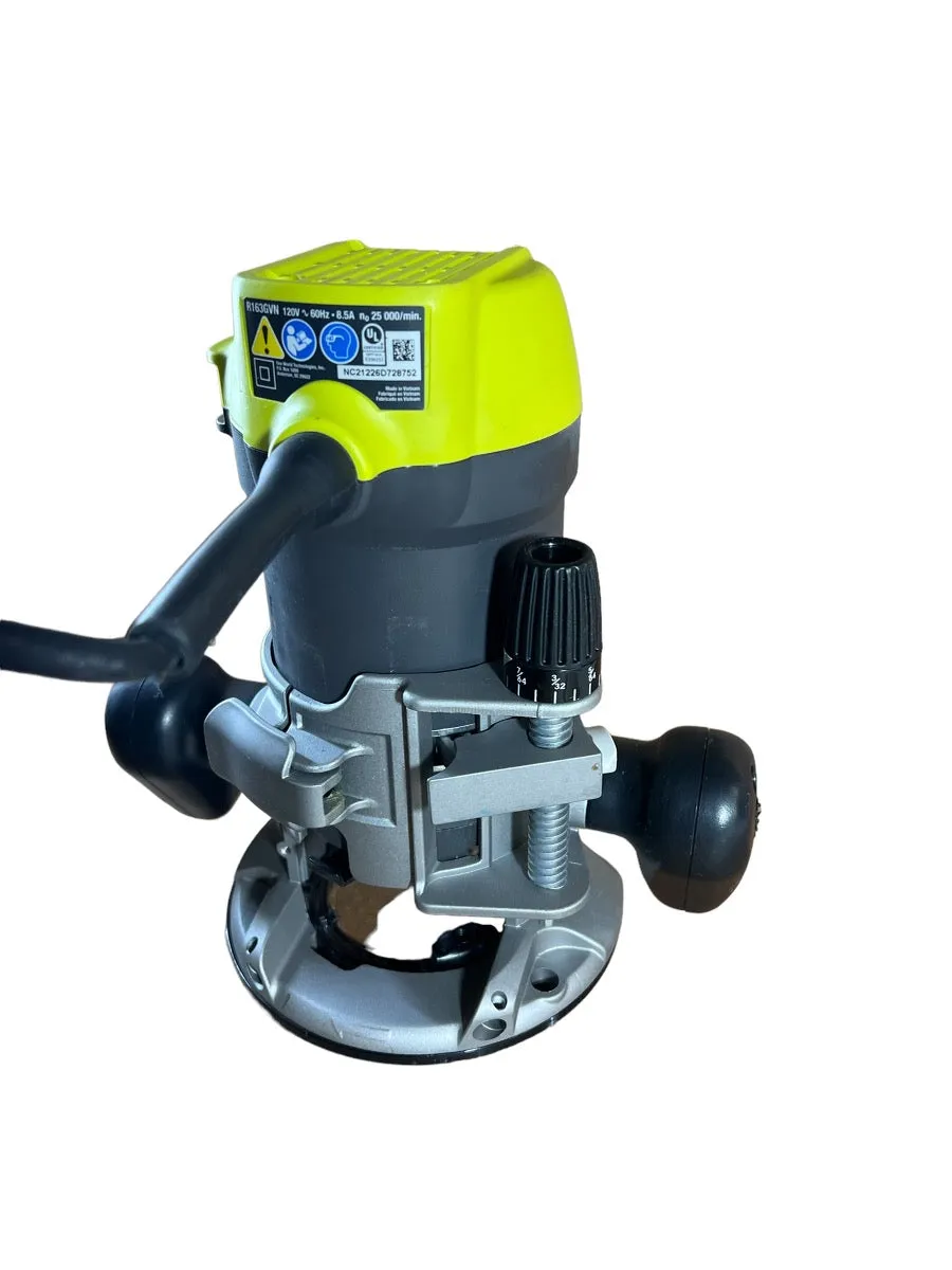8.5 Amp 1-1/2 Peak HP Fixed Base Router
