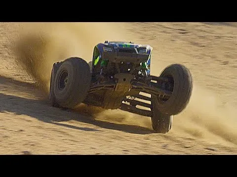 89086-4-BLUE 1/10 Scale Maxx with WideMaxx Monster truck