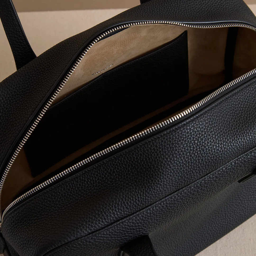 Archer 32 in Black