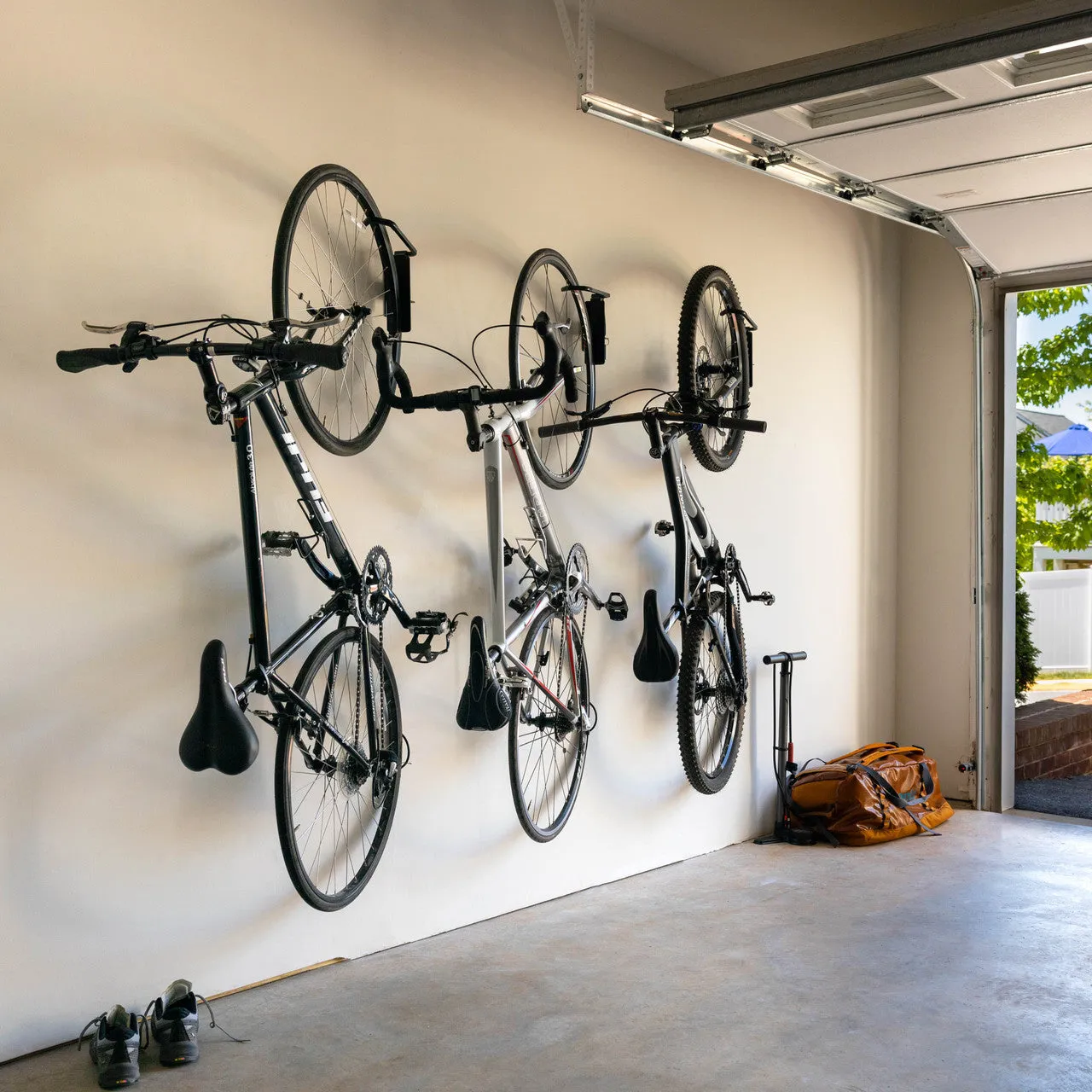 OUTLET | Swivel Mount Bike Storage Rack | 4 Bicycle | Garage Wall Hook | Mud